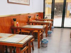 -杨大叔爱面子·四川小吃(岗头店)