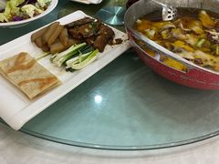 -大鸭梨烤鸭店(金顶街店)