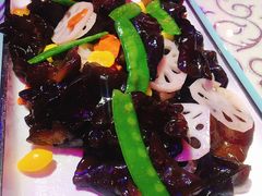 -巴特餐饮6加1音乐餐吧·新疆菜