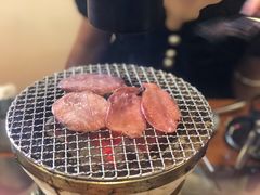厚切牛舌-蒜香焼肉PURUSHIN(马场路店)