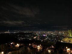 -草山夜未眠景观餐厅