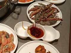 -黑金·寻焰自助百汇·烤肉·火锅(中街店)