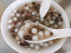 -芳婆糕团店(王府大街店)