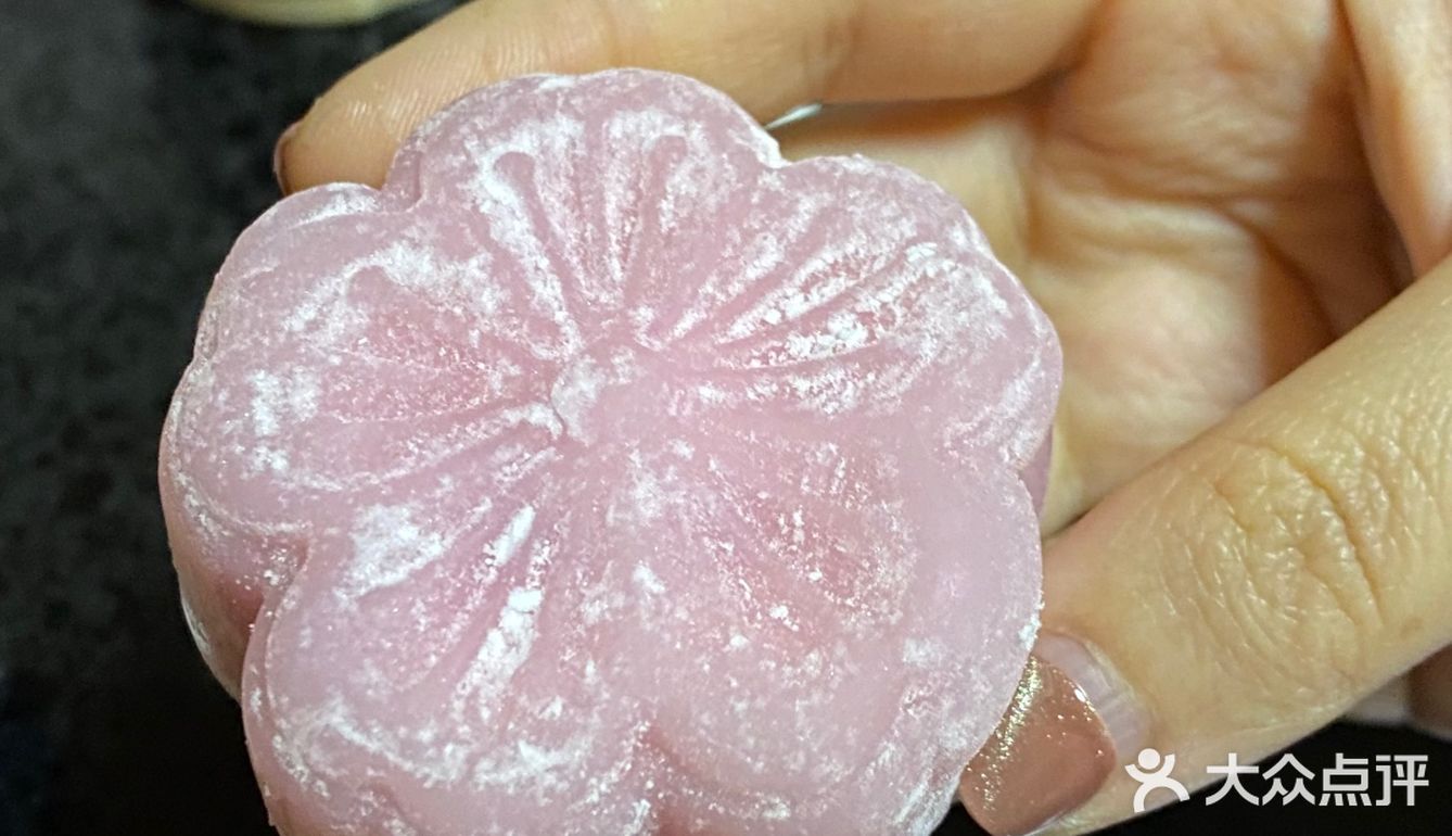 瑞幸樱花大福出乎意料的好吃！！