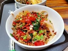 大蒜叶辣椒炒肉-李易面馆(树木岭店)