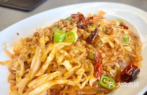 Pickled Vegetable and Minced Pork Stir-Fried Glass Noodles