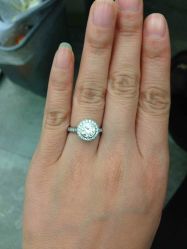 -威德钻石-克拉钻大本营(南京东路店)