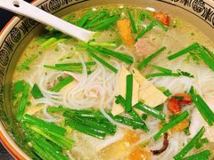 蒙自过桥米线-南蛮子(进贤路店)