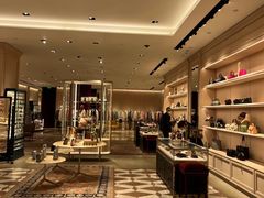 -Gucci(青岛海信广场店)