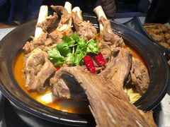 -沪小胖·小龙虾·蓝龙王(八佰伴店)