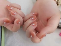 -雪奈传统美甲美睫