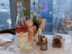 -云端西餐厅(南宁龙光那莲豪华精选酒店)