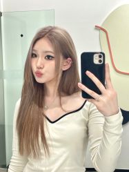 -AYO SALON