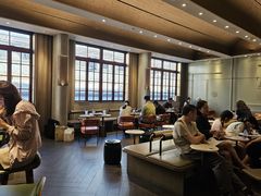 -星巴克臻选(上海今潮8弄店)