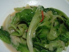 炒唐生菜-汤城小厨•粤菜•靓汤(金融街店)
