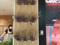 -杭州西湖银泰百货