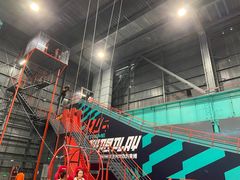 -极限PLAY运动娱乐新世界·团建派对潮玩休闲馆·室内蹦极高空游乐园