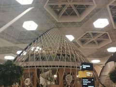 -盖达尔·阿利耶夫国际机场