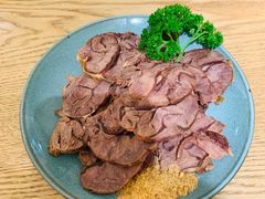-衡哥肉铺