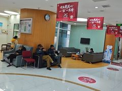 -雅悦齿科(顾村公园店)
