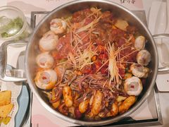 -黄记煌三汁焖锅(新佳丽江汉路店)