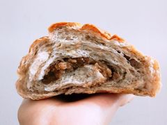 裸麦蜂蜜栗子-Juicy Bakery(大学路店)