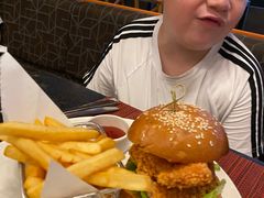 -WOLFGANG PUCK KITCHEN & BAR(迪士尼小镇店)