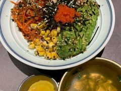 招牌金枪鱼牛油果拌饭-米仓食堂(凯德广场店)