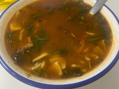 -明记汤揪片子炒面(红山市场特色美食街店)