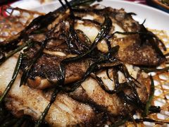 葱烤鸦片鱼头-老吉士酒家(天平路店)