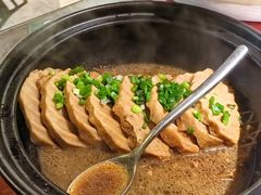 -卢大鲜鱼头捞饭(美利广场店)