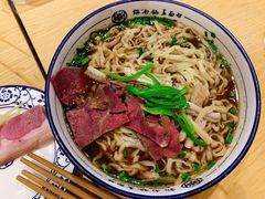 -镇南锅盖面馆(解放路店)