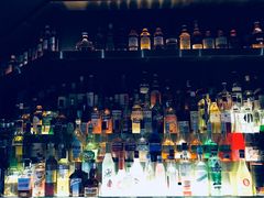 -UNI UNI(环亚凯瑟琳店)