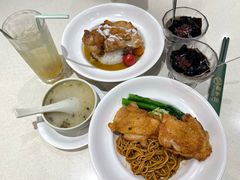 咖喱鸡扒饭-和平馆·地道港澳茶餐厅(西门口店)