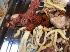 -金鼎雪山牦牛杂火锅(理县总店)