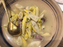 腌笃鲜-甜阿姨·天台花园私房菜(万松园店)