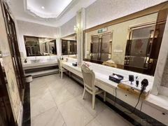 -黄金水汇·美食(春风路店)