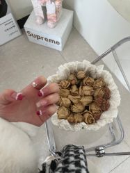 -赢韵美甲美睫瑞士净斑中心