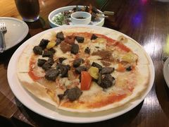 松露味蘑菇披萨-MARU玛露音乐餐厅(前滩世贸店)