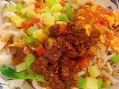 三合一驴蹄子面-宋益驴蹄子面肉夹馍(辛家庙店)