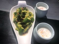 果仁老酸奶-壹号院音乐餐厅•烤全羊•新疆菜(浐灞店)