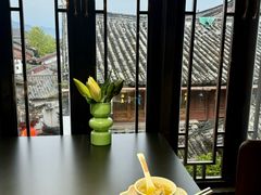 -桥边小楼·手工云南菜·古城观景小楼