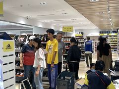 -BIGOFFS 超级折扣(仁恒伊势丹店)