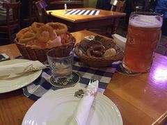-皇冠自酿啤酒坊(中国红街5号楼店)