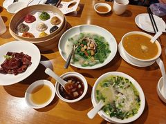 -乐忻皇朝(上海中心大厦店)