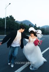 -雪中彩影婚纱摄影·品控旗舰店
