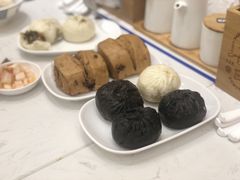 -李与白包子铺(桐梓林店)