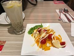 -必胜客(东大桥店)