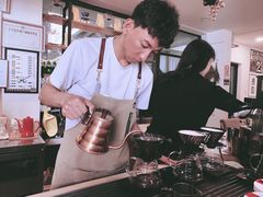 -唐咖精品咖啡(大理古城手冲店)