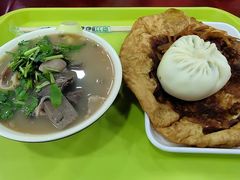 杂碎汤-老回回烩面馆(左家庄店)